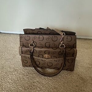 Brown Guess bag